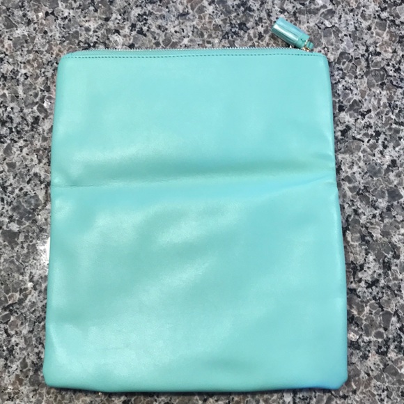 Rachel Pally Reversible foldable clutch - Picture 2 of 5